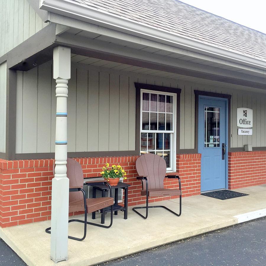 Berlin Village Inn Exterior foto
